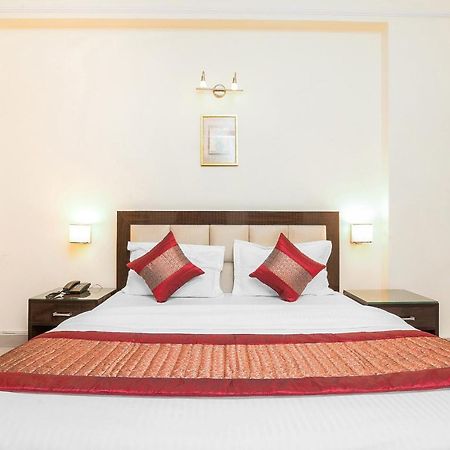 Oyo 14245 Amitabh Guest House 新德里 外观 照片