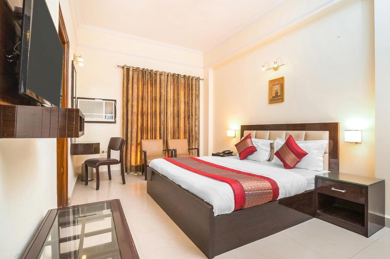 Oyo 14245 Amitabh Guest House 新德里 外观 照片